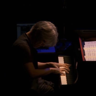 Maasa960125's profile picture. 今津→真和→同志社→どうした自分🤯
プログラミング・英語頑張る
本いっぱい読む
留年・クズ人間からの人生逆転劇を目論む