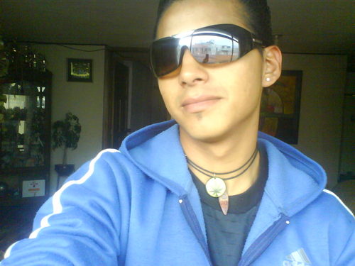 sTaLiN_c2k's profile picture. Ps me gusta disfrutar la vida a lo maximo soy deportista, muy chevere acolite y sober todo muy muy amiguero y divertido..jajaj