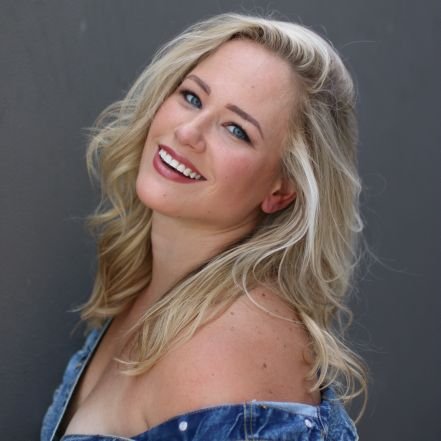 Lyssie_88's profile picture. Plus➕Model/Actress @bicoastalmgmt @mix.models @jemodel
Self ❤️ & Body Image Activist
@pinotspalette 🎨
👻 Lyssie_88
🎓 MBA
📍KY girl in LA