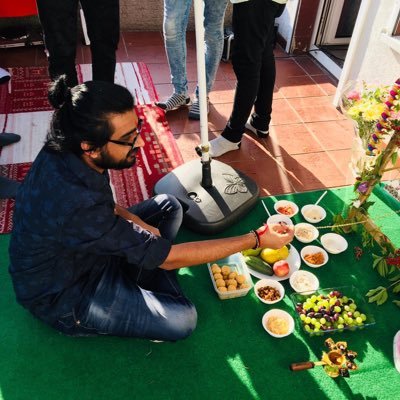 makwanaabhishek's profile picture. 