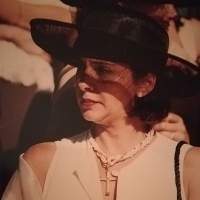 LuisaCh48955579's profile picture. 