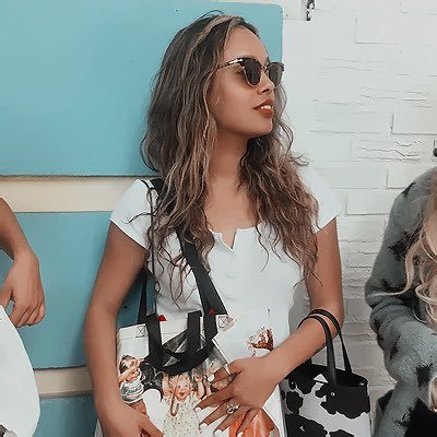 ⋆ ₁₈ .*ೃ✧ 𝐽𝑒𝑠𝑠𝑖𝑐𝑎 𝐷𝑎𝑣𝑖𝑠 ❰𝐏̶𝐨̶𝐩̶𝐮̶𝐥̶𝐚̶𝐫̶ ̶𝐠̶𝐢̶𝐫̶𝐥̶➥ 𝐬𝐮𝐫𝐯𝐢𝐯𝐨𝐫❱ ・.¸spa/eng❀¸.・ ༼ 𝐹𝑢𝑐𝑘 𝑜𝑓𝑓, 𝑀𝑜𝑛𝑡𝑦 ༽ ੈ✩‧₊ ❪13 reasons why❫