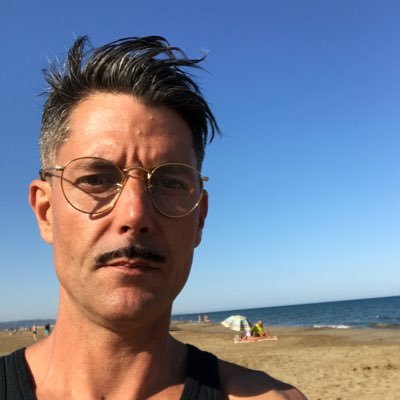 Faubet's profile picture. Consultant Digital chez @lahautesociete. Je m’intéresse à l’architecture de l'information, à la stratégie de contenus et à l’analyse de données.