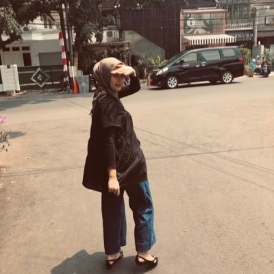 wandaanggarani's profile picture. 