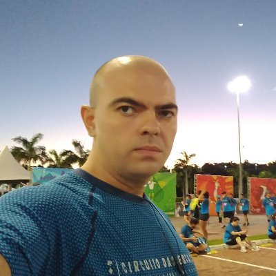 sueltonteixeira's profile picture.