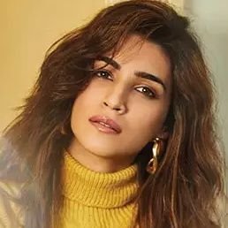 Here to update you all about
our Queen @kritisanon | Kriti follows me on instagram❤