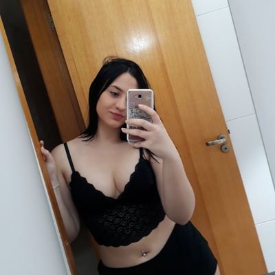 Todo olho no olho é mágico 
🖤🤞🏻