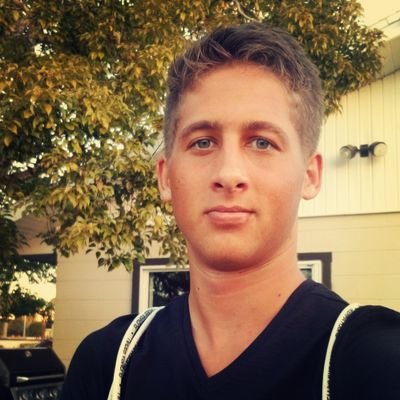 derekmi56568001's profile picture. 