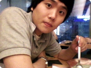 astrooh's profile picture. 