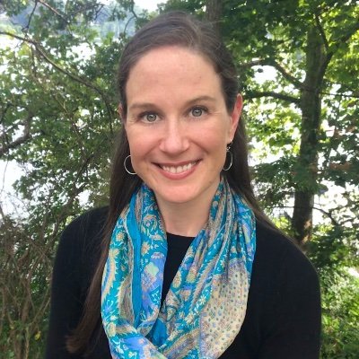 Professorial lecturer in the TESOL program at @AmericanU. Studies the role of culture in language teaching. Runner, yogi & oreo enthusiast.