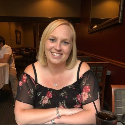 1980sarahlw's profile picture. Long Distance Relationship survivor 🇬🇧❤️🇺🇸 4500 mile gap finally closed. Love Family Time, Music, Reading and Travelling