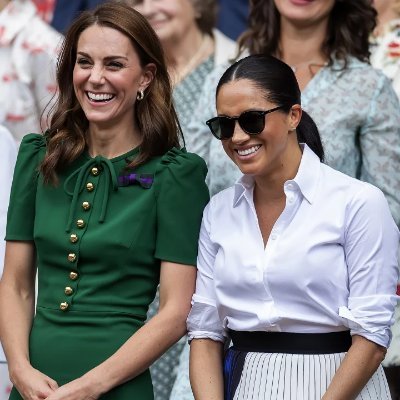 Royal Watcher and Blogger. Identifying Catherine and Meghan clothes and supporter of both ladies ✌🏼 
Making outfits in spare time! Enjoy :)