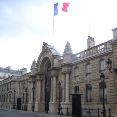 PolFiction's profile picture. politique fiction !