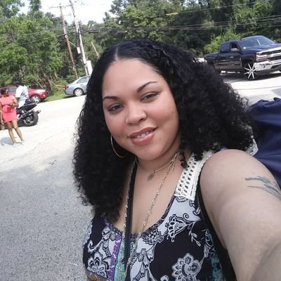i love to laugh and make others smile to.i am genuine and loyal down to earth cut from a different cloth! They didn't make em like me no more!