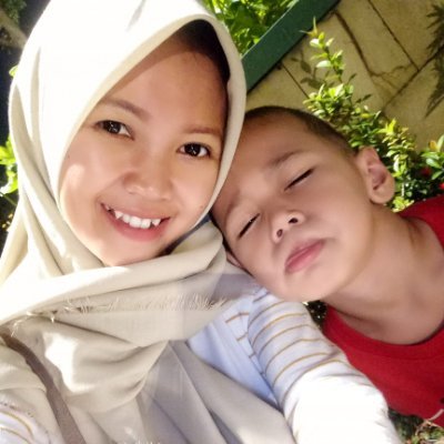 OlivveWienOnA's profile picture. Wienona Surya eL-Firras :-*