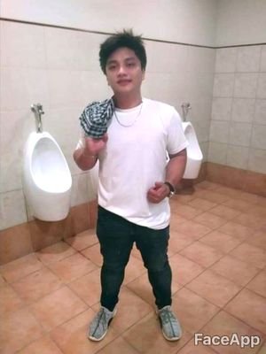 mondrayclores11's profile picture. SIMPLE GUY..07