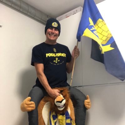 OlsenCarsten's profile picture. Brøndby IF i blodet i med og modgang 💙❤️💛 sydsiden🎉