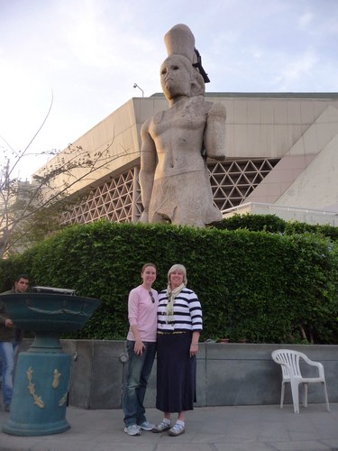 appletonk55's profile picture. Child of God, wife, mother, teacher, librarian, tech geek, singer, reader, seamstress, always learning, always growing.