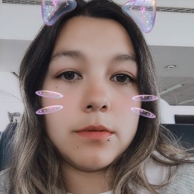 Aniarevaloz's profile picture. 