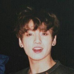 •armyです!フォローして下さいー! マンネライン強めのallペン いろんな人と絡みたいです(*^^*) 仲良くなりたい人はDMに来てください✨