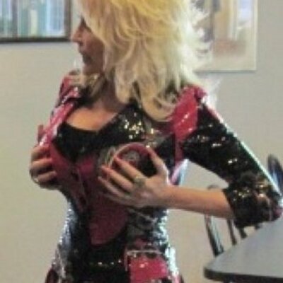 Dolly Parton (@DrunkDollyP) / Twitter