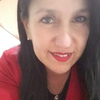 Martillera, Corredora Pública y Tasadora.
Responsable del sector Inmobiliario. Grupo Goldfarb