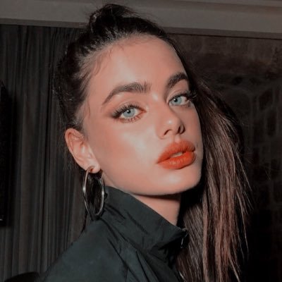 ┏━━៚ 𝐇𝐄𝐋𝐄𝐍𝐀 𝐌𝐈𝐊𝐀𝐄𝐋𝐒𝐎𝐍. ៚ ⋮ ❛ ʜᴇʟᴇɴᴀ ɪsɴ’ᴛ ᴊᴜsᴛ 𝙖𝙣𝙮 𝙫𝙖𝙢𝙥𝙞𝙧𝙚, ᴀɴᴅ sʜᴇ ᴅᴏᴇsɴ’ᴛ ʙʀᴇᴀᴋ ᴘʀᴏᴍᴇsᴇs ❜ ❑ 𝐹𝐸𝑀 𝐸𝐿𝐼𝐽𝐴𝐻.