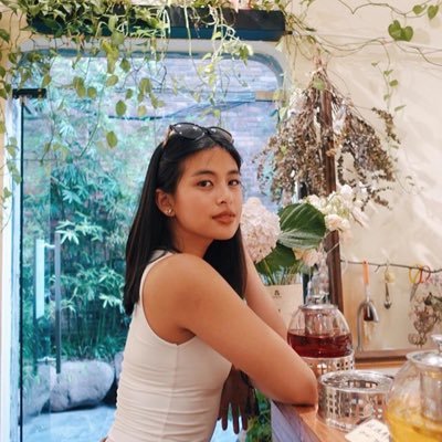 ─ Josefa Haliya Pecado y Vertud. Nagpipinta para sa bayan. RP for jovenlovebot's lunasona.