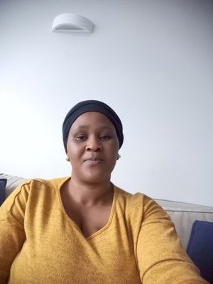 noluyontsuntshe's profile picture. fun and respectful