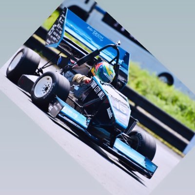 東京都市大学学生フォーミュラチーム Mi-Tech Racingの公式アカウントです。毎年9月に行われる学生フォーミュラ日本大会に第1回大会から参加しています。 【instagram】https://t.co/9kYTGCT364