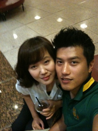 wolf0235's profile picture. 음주가무를 좋아하고 독서를 좋아하고 노는걸 좋아하는..예쁜딸 아빠입니다. ^^ 

울딸하구 마누라가 젤루 좋더라~