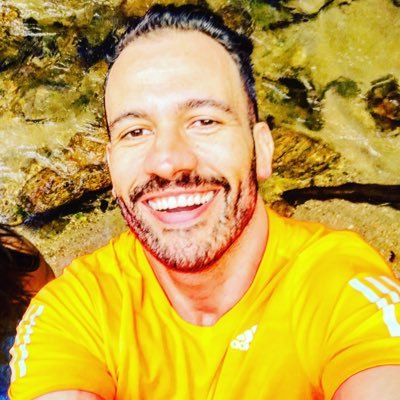 cyrogalaso's profile picture. “Por que continuar sendo a mesma pessoa de sempre se posso ser alguém muito melhor?” Richard Bandler