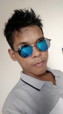 Nothing makes me special
Freelancer & Graphics Designer