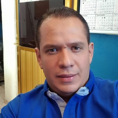 Egresado de Universidad de La Salle Bajío, Lic. Administración de empresas. Comprometido con mi familia y mis ideales,creo en la igualdad en toda su extensión.