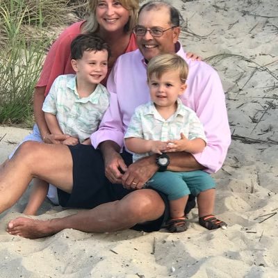 teachwrite425's profile picture. 