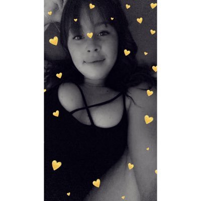 amarilys 🥰 | 21 years old 🍻| Sc : Amarilys_caban ☺️ | insta : Amæ_cc| Kik: Amy_caban ❤️