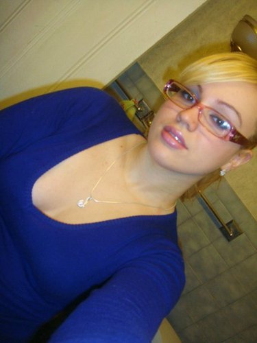 miszrubiababyx3's profile picture. unstoppable babyyy, now follow my groove,