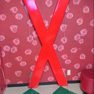 マイクロビキニ姿の女性を身動きできない様に拘束して、じっくり責めるのが大好きな変態おじさんです。
#マイクロビキニ、#SM、#拘束、#愛愛賓館