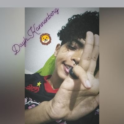 Proibido se envolver com sentimentos 😎 😈
Me dá de presente pra sua filha ♥️🔰
Leonina🦁
Sapatão 👟
22 anos 😈