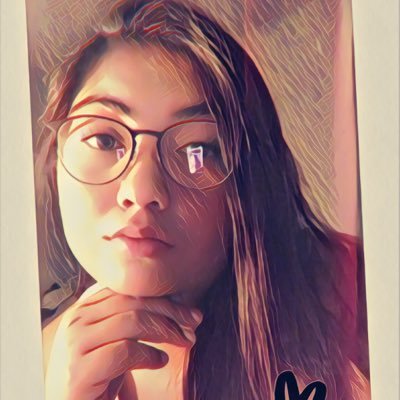 ChicaPina_'s profile picture. 