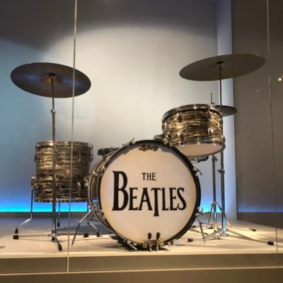 bJWyy5guVMS3ROf's profile picture. 