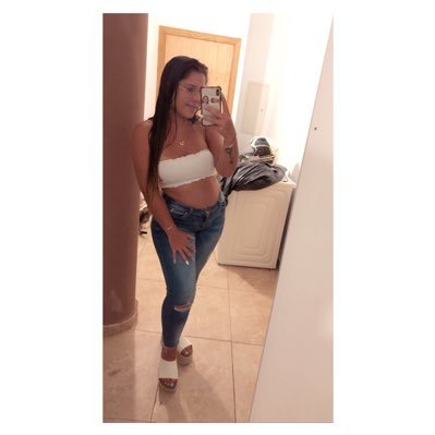 LidiaRo87825453's profile picture. 