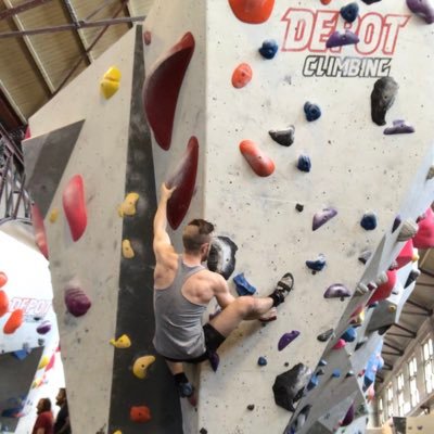 Big on bouldering! 🧗🏻‍♂️