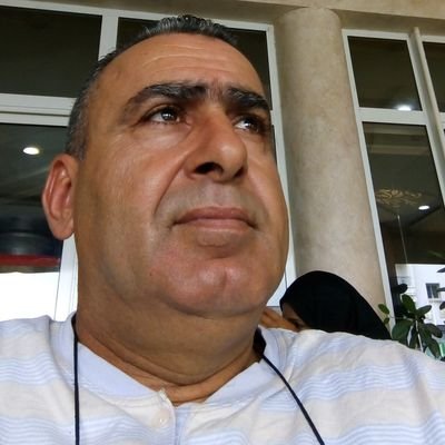 Hajlaou Foued .. Tunisien .responsable d'un centre de formation de conduite de véhicules.. secrétaire d'une association ( centre d'études statistiques et de dév