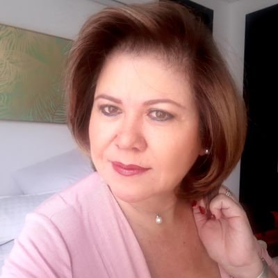 marianvelez04's profile picture. 