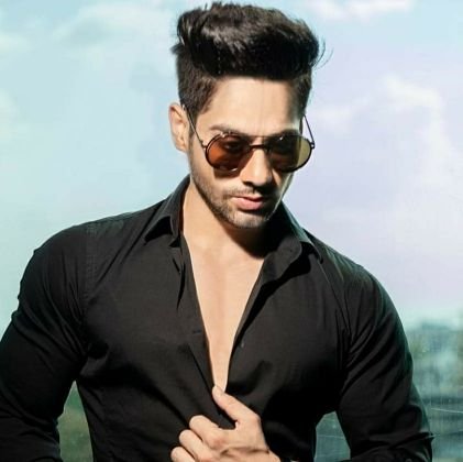 Follow this account
@lavanyabhardwaj @lavanyabhardwajfc12 and @princelavanya
Thank you 🙏
greeting friendship for all 😍👯