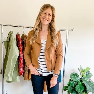 Fashion for the faint of wallet. @budgetbabe on Instagram. https://t.co/EYFmLkmPAW.