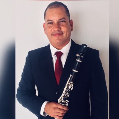 Músico/Dir. Escuela Nacional de Clarinete/Prof. Conservatorio de Música Simón Bolívar/OSSB/Artista Exclusivo Vandoren Paris