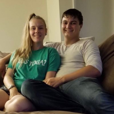 elizasmith96's profile picture. 💍 DKA 💕 304 ➡️ 410