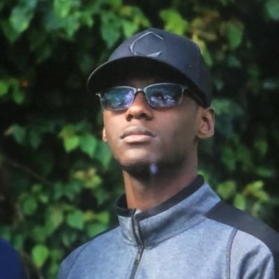 elipantoine's profile picture. I take myself too seriously